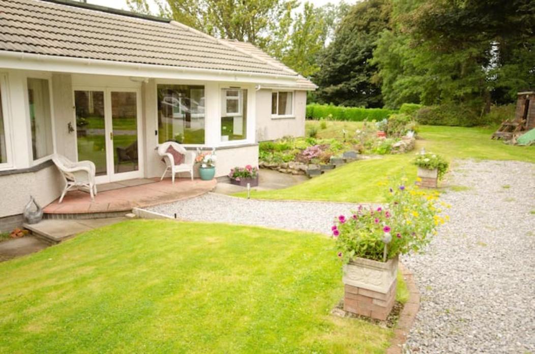 Home Comforts In Peaceful 2 Acres Inverness Exterior photo